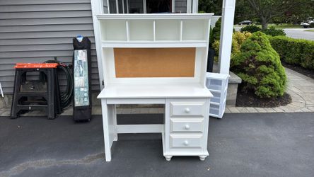 White desk with hutch