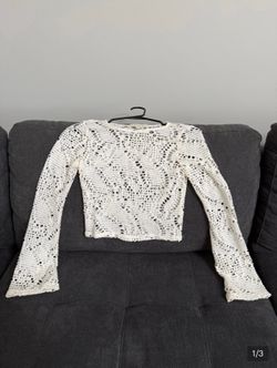Madden Girl Cream Crochet Longsleeve Crop Top