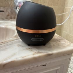 Aroma Source Oil Diffuser With 3 Essential Oil Kits