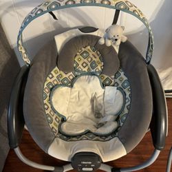 Gravo Baby Swing 