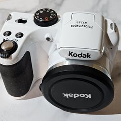 Open Box Kodak PIXPRO Astro Zoom AZ252-WH 16MP Digital Camera with 25X Optical Zoom and 3" LCD (White)