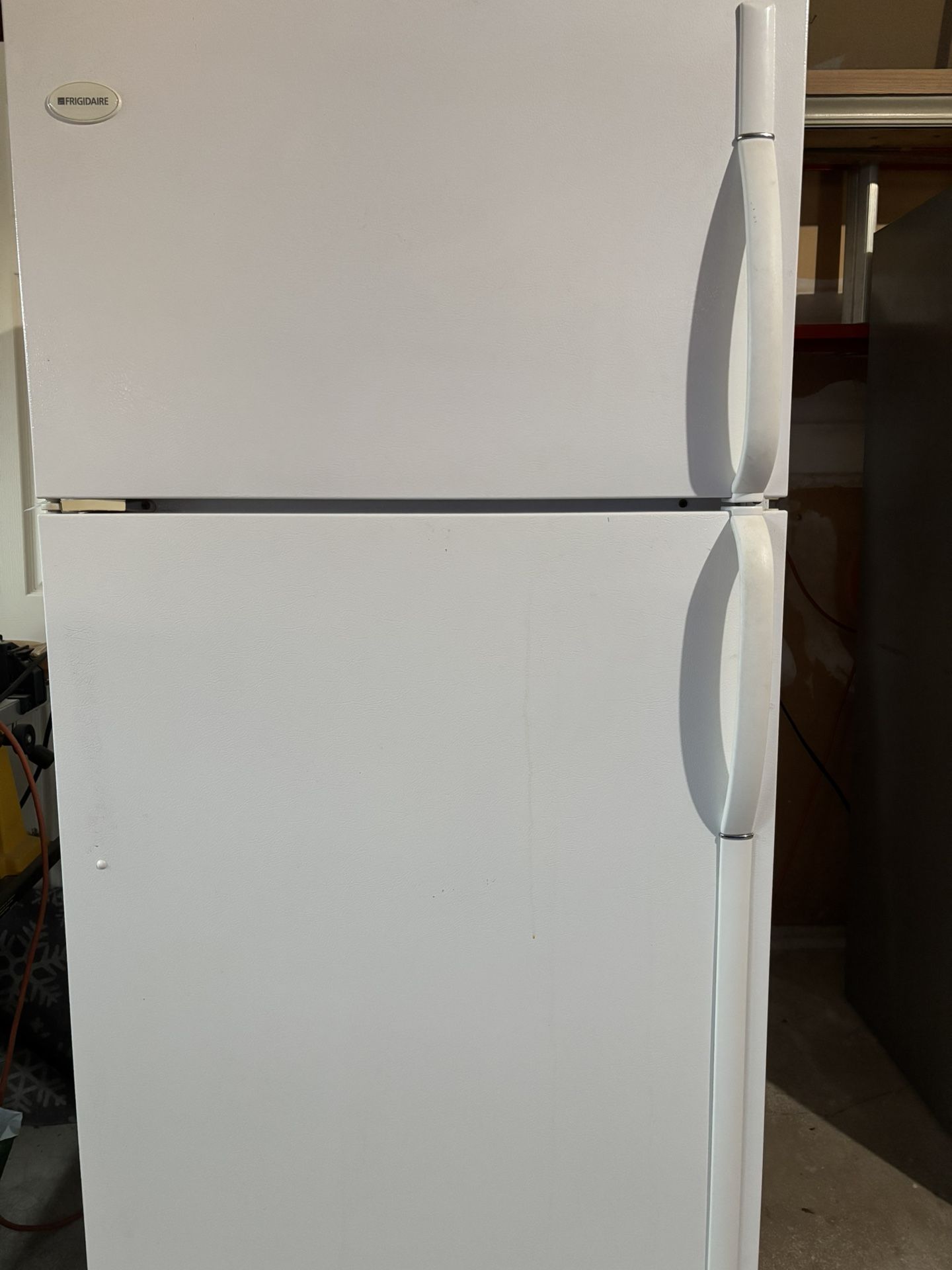 Refrigerator For Sale 