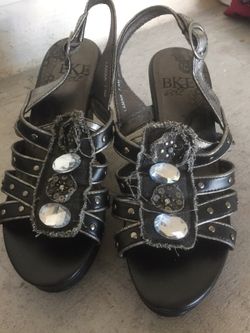 Size 7.5 BKE wedges