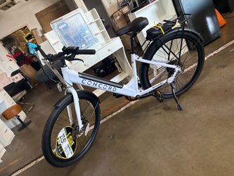 Concord 27.5" Low Step Electric Bike, 36V, Class 2, Aluminum, 49 lbs, White, Unisex, for Riders 5'1" - 6'1"