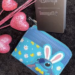 Disney Loungefly Stitch 🐇 (Price Is Firm) More In Profile 