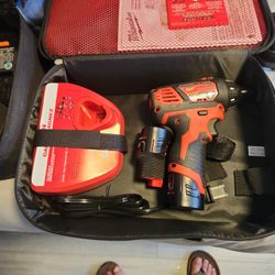 Milwaukee Drill M12 2 Batteries  Hardly Use
