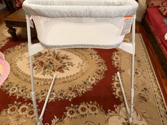 Halo bassinet