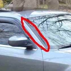 05-10 Chrysler 300 300C/Magnum Front Passenger Wind Shield Deflector Trim