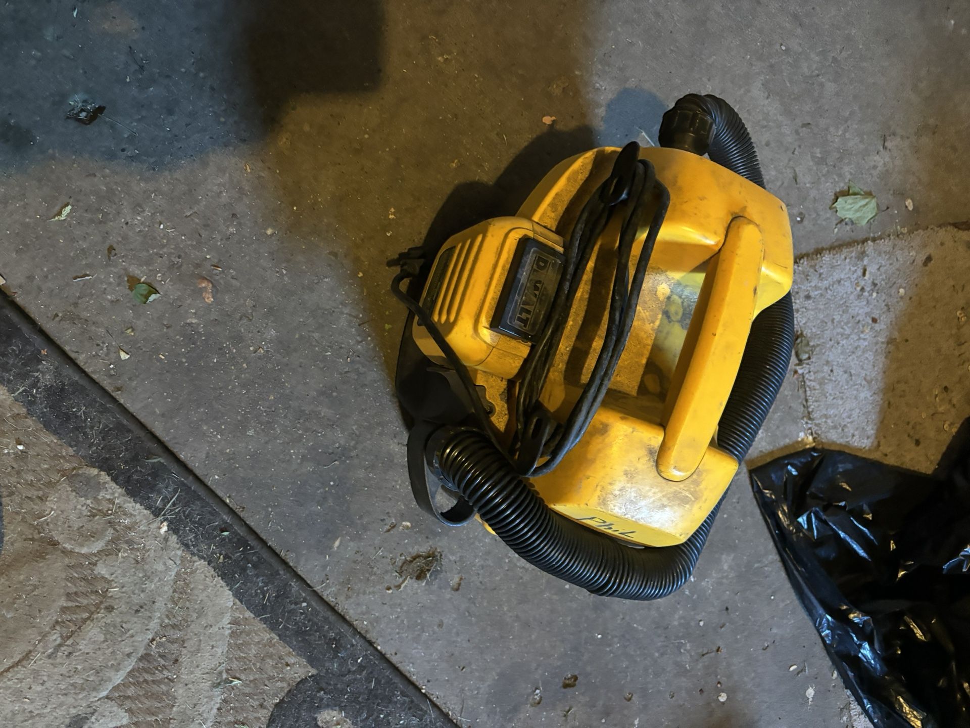 Dewalt Shock Vac 