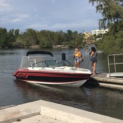 20ft Stratos Boat