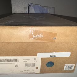 Christian Louis Vuitton Slippers 