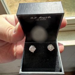 1 1/4 Carat Diamond Earrings 