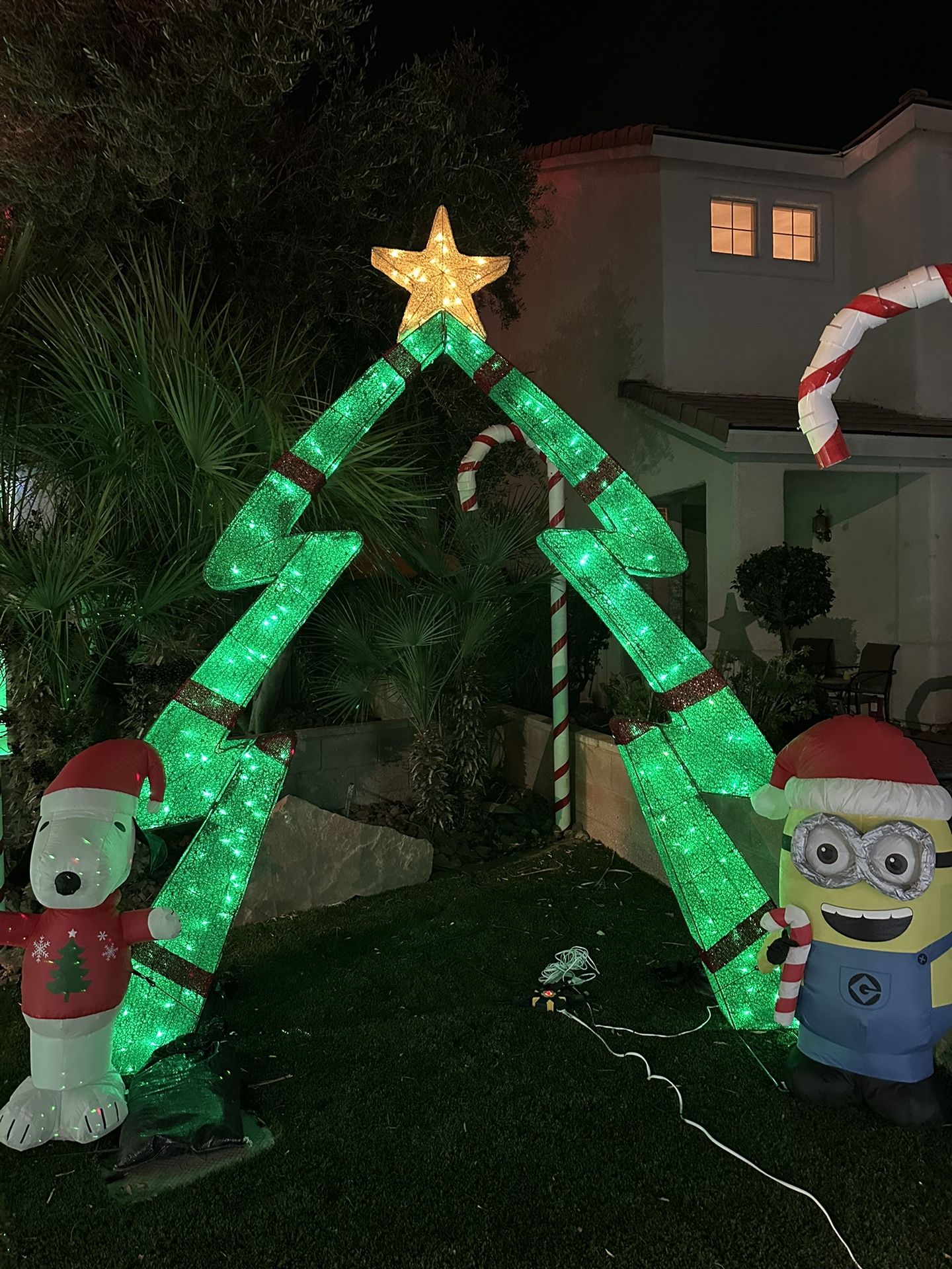 9 Foot Christmas Tree From Costco 220 Led Lights