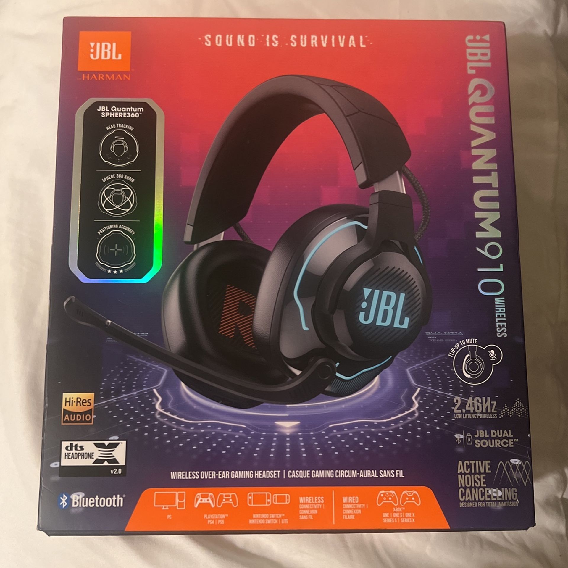 JBL Quantum 910 Wireless Headphones 