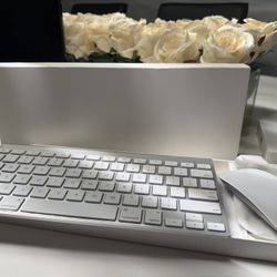 Apple Keyboard And Mouse 