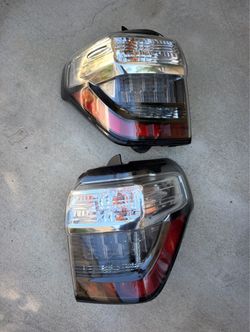 2014 2015 2016 2017 2018 2019 2020 Toyota 4Runner Left Right Rear Lamps