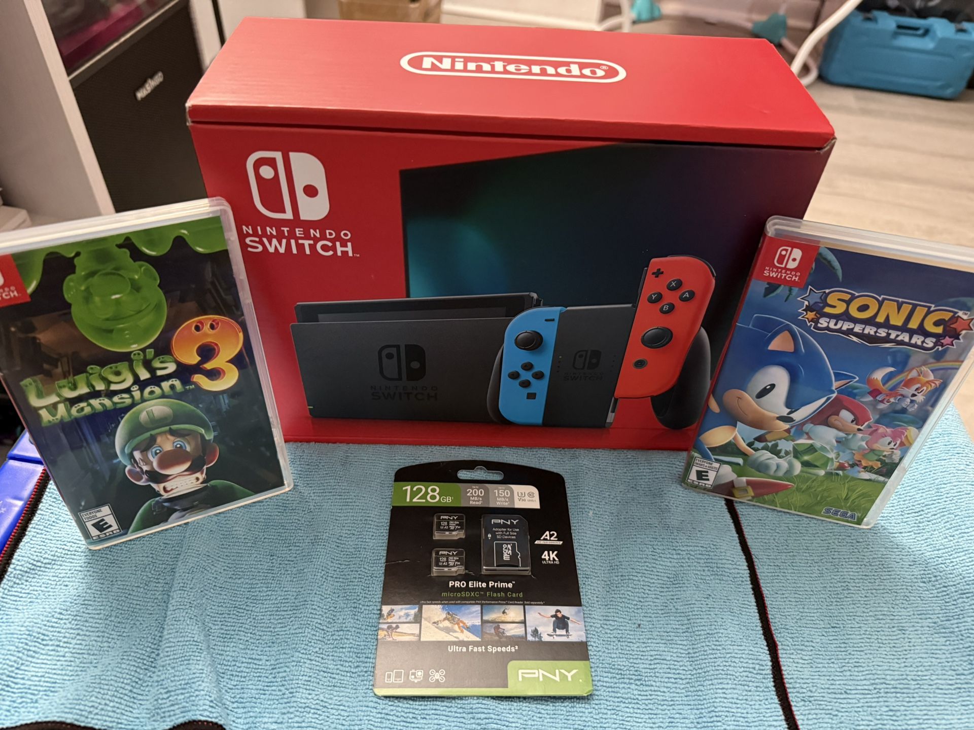 Nintendo Switch w/2 games & SD expandable memory (New)cash only