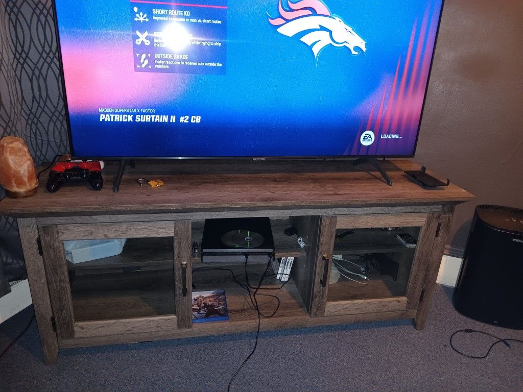 Entertainment Stand