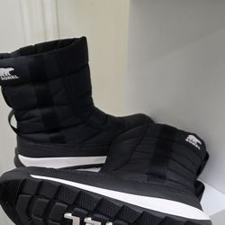 Sorel,Black ,size 4