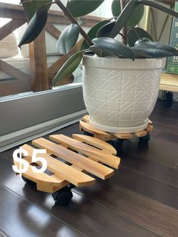 $5 Plant Roller Wood (Reg $10-20)