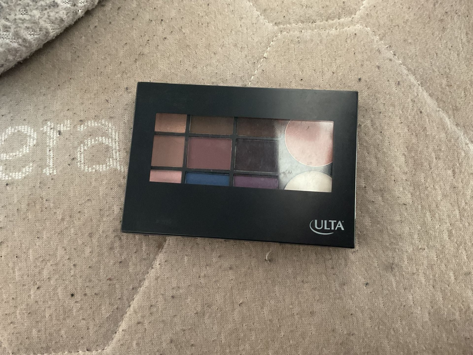 Eye Shadow Pallet