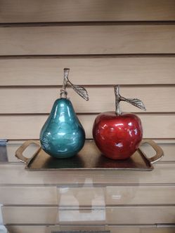 3pc Home Decoration set ( NEW ) 1 Pear & 1 Apple & Tray. Gold & Green, Red. Metal & Porcelain