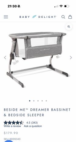 Baby delight bassinet / baby bassinet