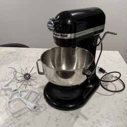 KitchenAid Professional 5 Plus stand mixer