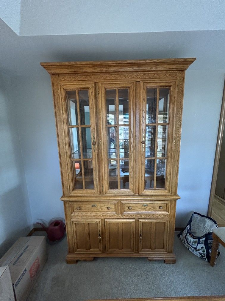 Solid Wood China Cabinet