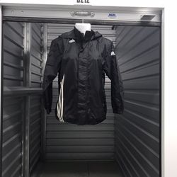 Adidas windbreaker size medium