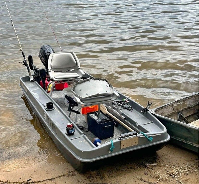 10 Ft Pond Prowler Boat for Sale in Hickory Creek, TX OfferUp