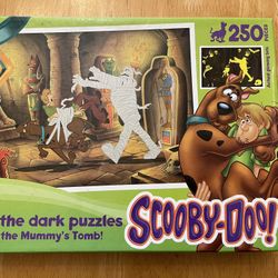 Glow In The Dark, Scooby Doo Puzzle The Case Of The Mummy’s Tomb