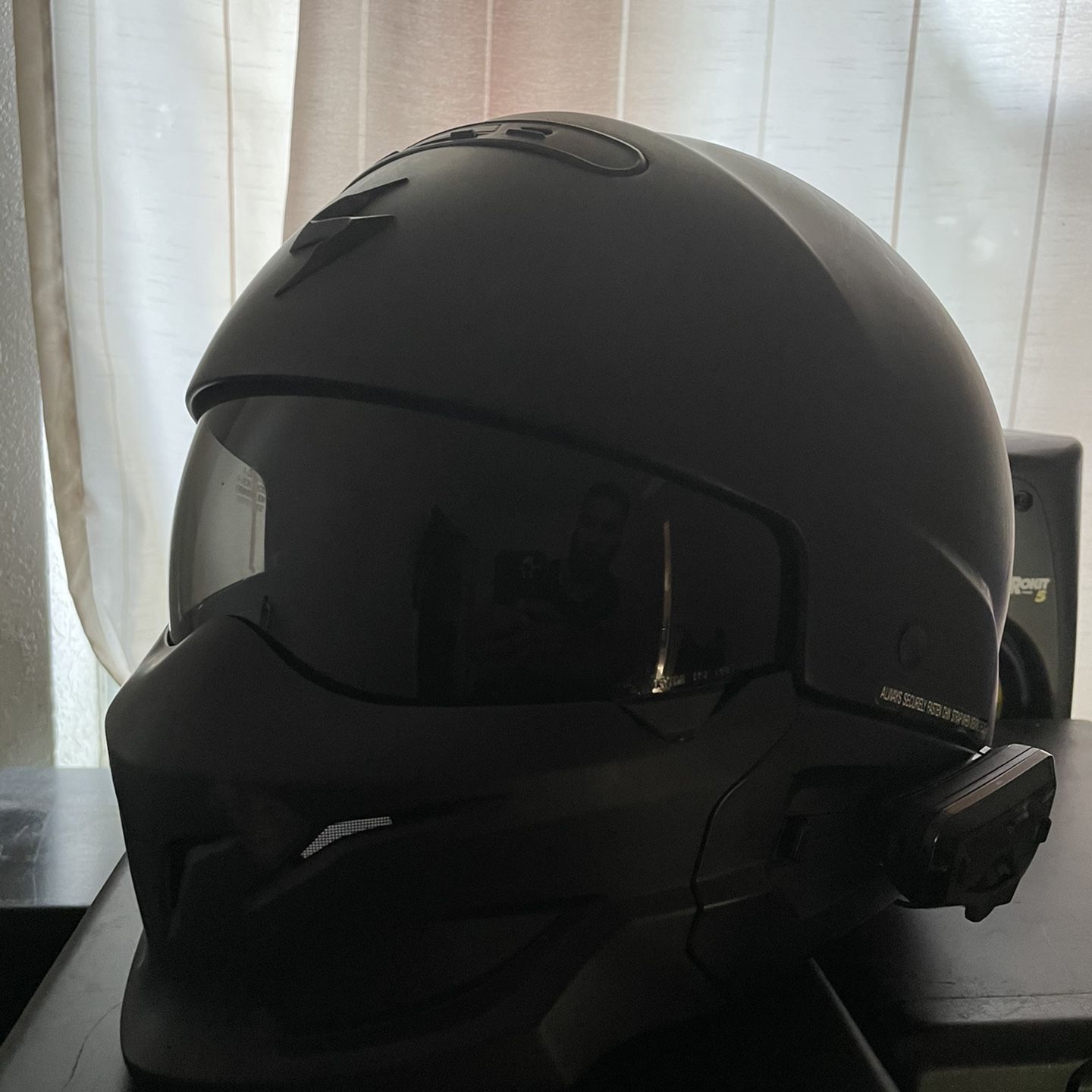 Scorpion Covert Helmet And Cardo Freecom 4 Headset With JBL Sound