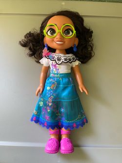 Disney Encanto Mirabel  Doll (13 Inch)