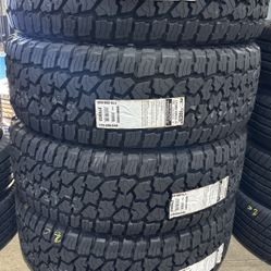 (4) - LT295/70/18 Cooper Discoverer Stronghold AT Tires