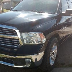 2014 Dodge Ram big horn diesel