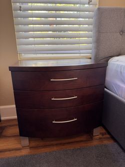 Dresser / Side table With drawers