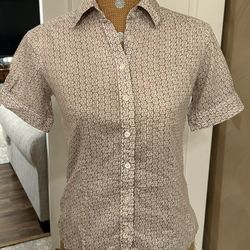 J Crew Women’s Size XS Beige White Pattern Button Up Collared Shirt