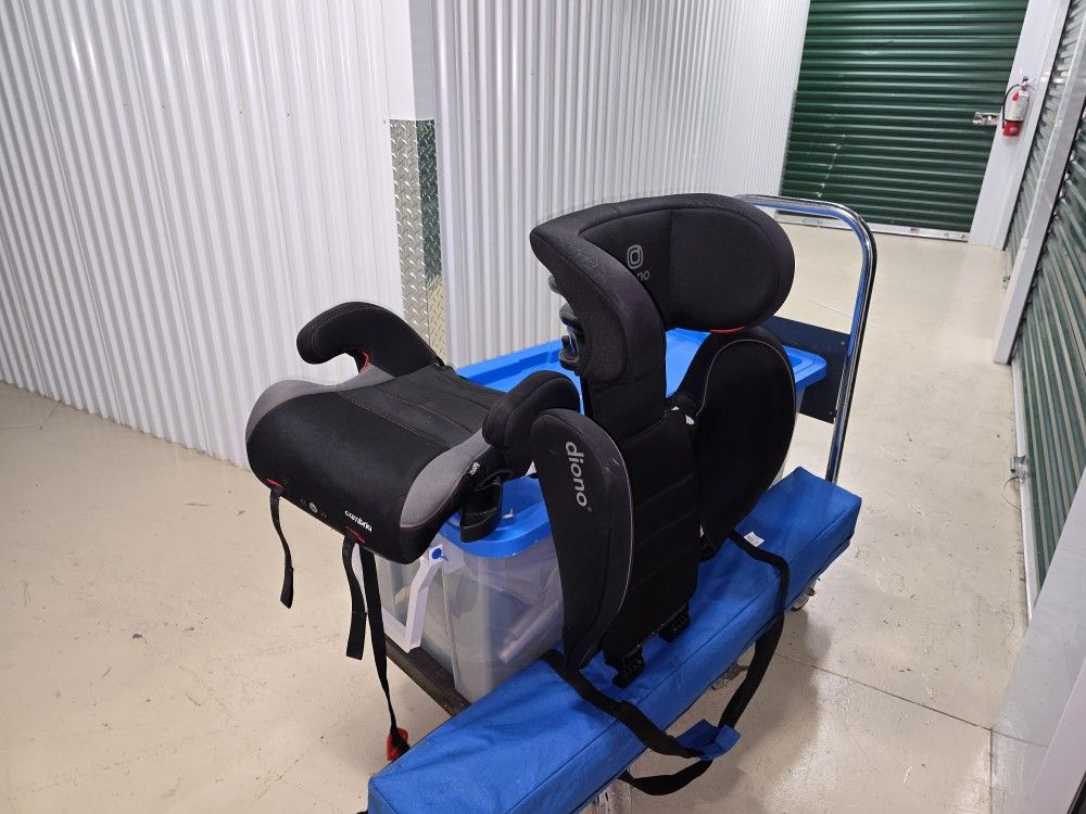 Dino Booster Seat
