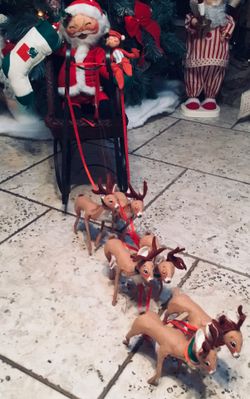 Collectible Vintage Annalee Christmas Santa, Sleigh , & Reindeer.