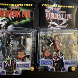 Resident Evil Chris and Claire figures
