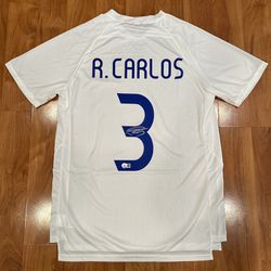 Roberto Carlos Autographed Real Madrid Jersey Beckett Authenticated