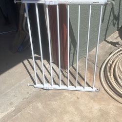 Top Of Staircase Baby gate 