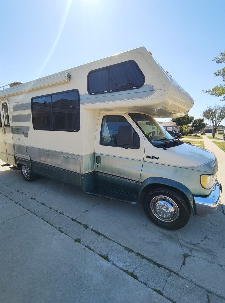 1996 Lazy daze Ford