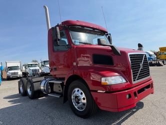 2018 Volvo 42T