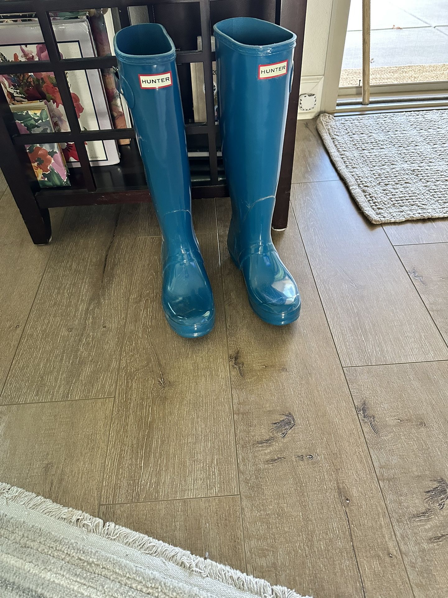 Hunter Aqua Blue Rain Boots size 9