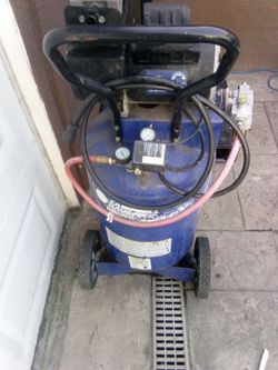 Air compressor