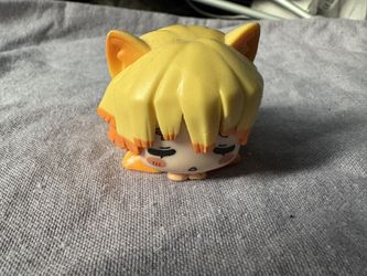 Cute Zenitsu Agatsuma cat figurine. 