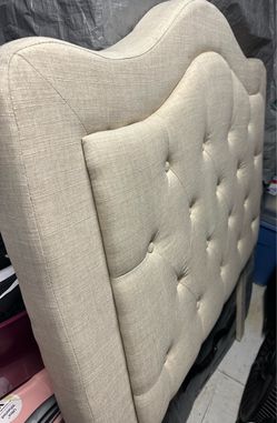 Twin cloth headboard (like new condition)