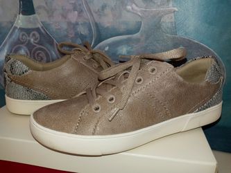 Naturalizer ns contour tennis